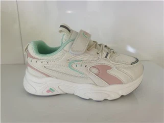 বাচ্চাদের ক্রীড়া প্রশিক্ষক