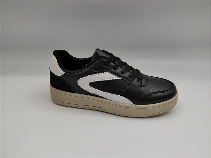 Women's White & Black Shoes